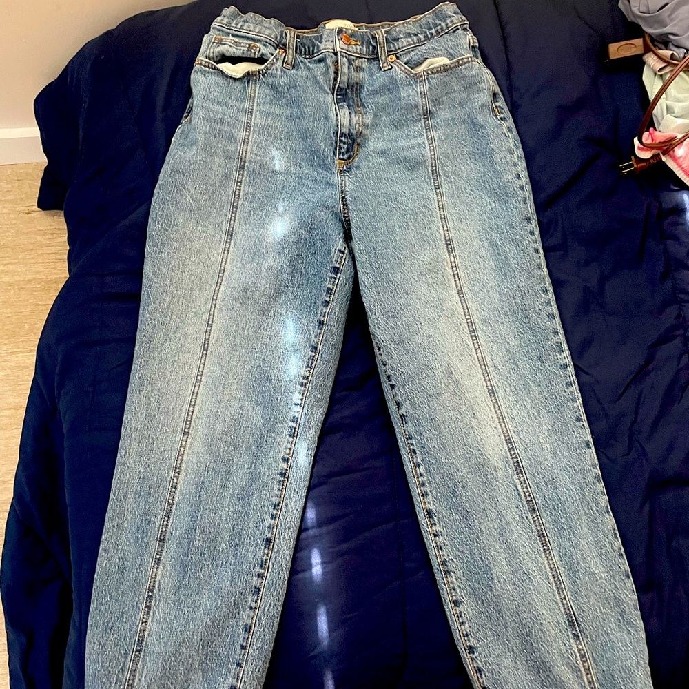 Straight leg Jeans